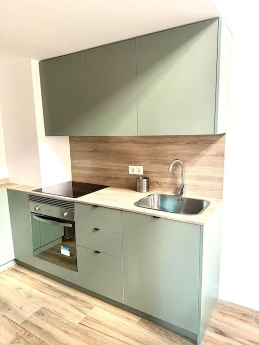 Gran Apartamento A Pie De Calle Βαλένθια Εξωτερικό φωτογραφία