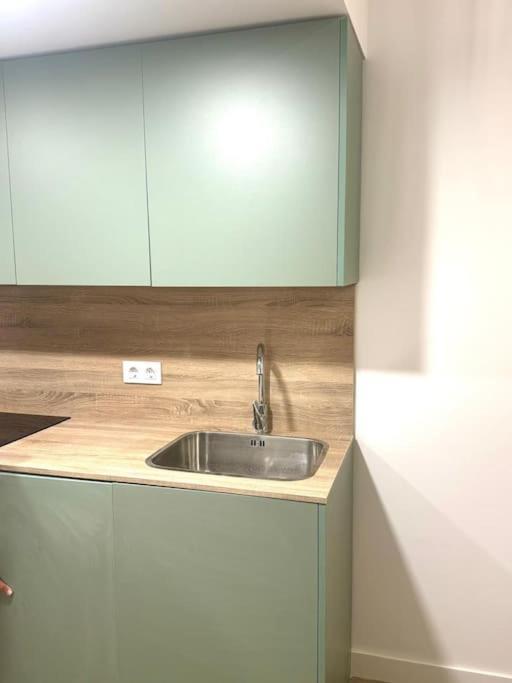 Gran Apartamento A Pie De Calle Βαλένθια Εξωτερικό φωτογραφία