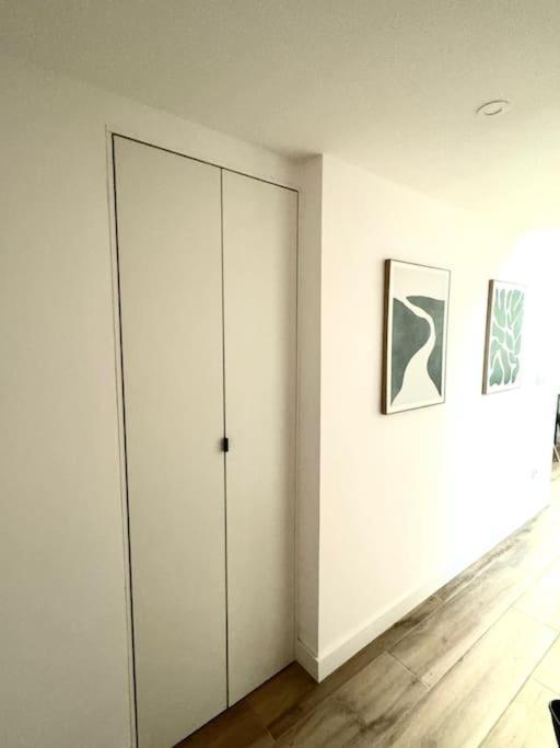 Gran Apartamento A Pie De Calle Βαλένθια Εξωτερικό φωτογραφία